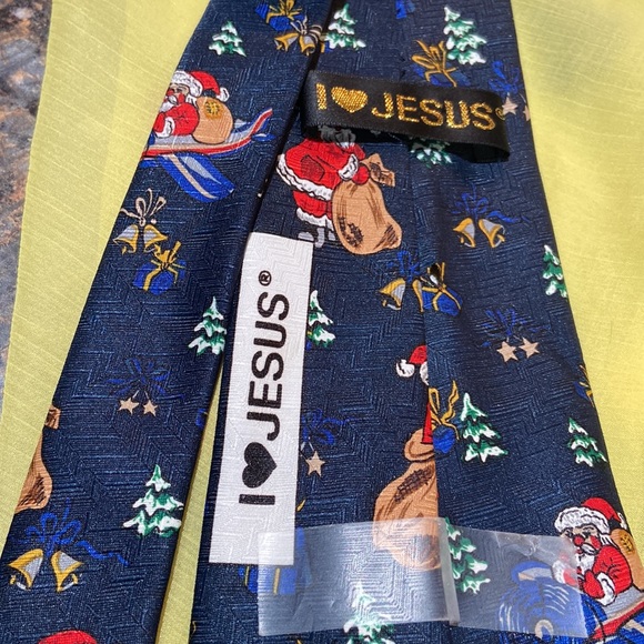 Christmas tie - Picture 3 of 7